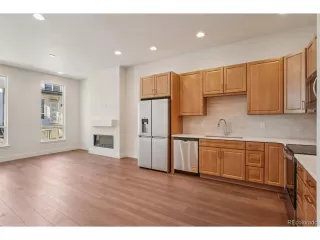 Photo #6: 4433129 Listing 