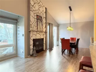 Photo #2: 4433627 Listing