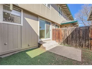 Photo #3: 4433660 Listing