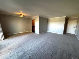 Photo #5: 4433669 Listing 