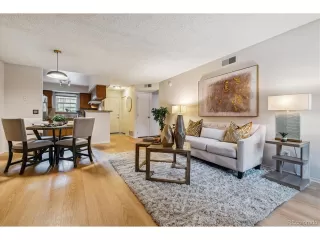 Photo #4: 4434194 Listing