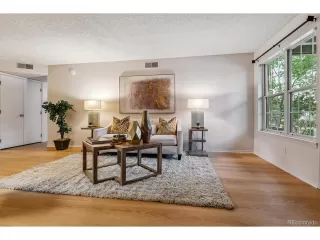 Photo #5: 4434194 Listing