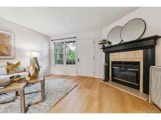 Photo #6: 4434194 Listing