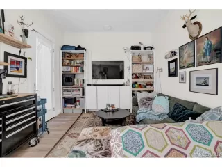 Photo #6: 4435364 Listing