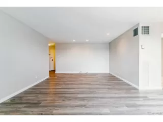 Photo #4: 4435556 Listing