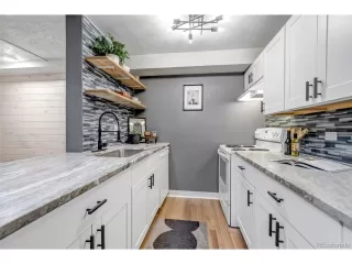 Photo #2: 4437083 Listing 