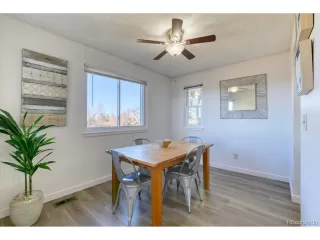 Photo #6: 4439888 Listing