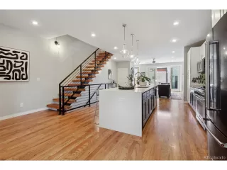 Photo #4: 4440821 Listing 