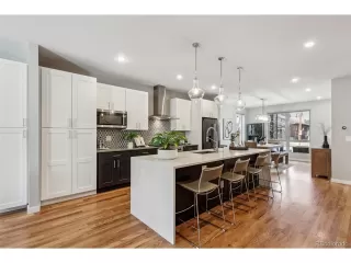 Photo #6: 4440821 Listing 