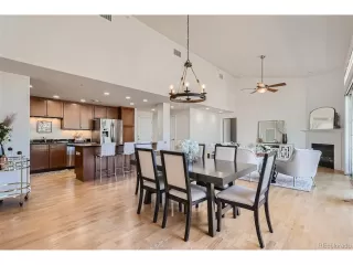 Photo #6: 4441385 Listing