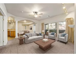 Photo #2: 4441629 Listing