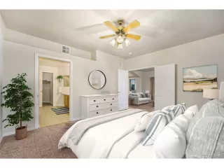 Photo #4: 4441629 Listing