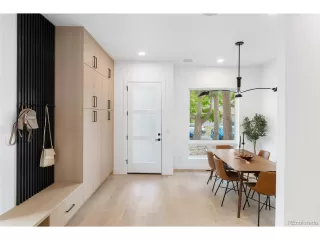 Photo #4: 4441854 Listing