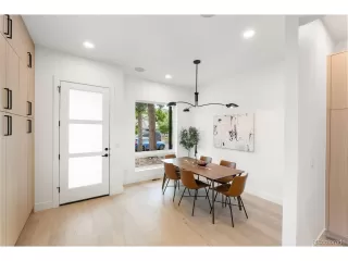 Photo #5: 4441854 Listing