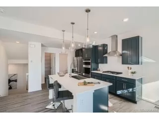 Photo #4: 4443144 Listing