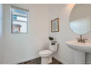 Photo #5: 4443144 Listing