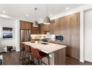 Photo #2: 4443530 Listing 