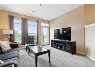 Photo #2: 4445569 Listing