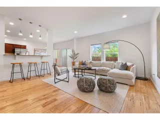 Photo #2: 4447943 Listing