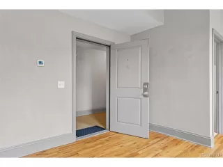 Photo #6: 4448136 Listing 