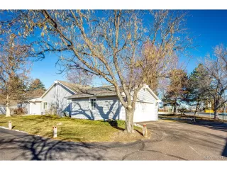 Photo #4: 4451617 Listing 