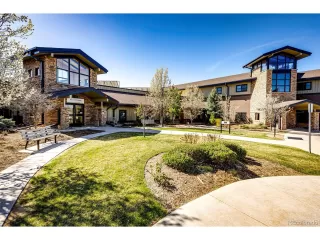 Photo #5: 4451617 Listing 