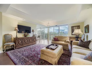 Photo #2: 4452958 Listing