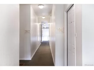 Photo #2: 4454604 Listing 