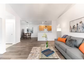 Photo #5: 4454604 Listing 