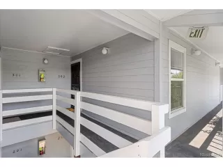 Photo #2: 4455448 Listing