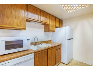 Photo #6: 4456297 Listing