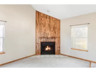 Photo #3: 4456758 Listing