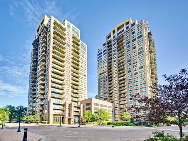 MLS: 4456808 Condo For Sale