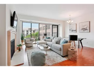 Photo #2: 4456808 Listing