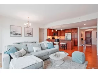 Photo #3: 4456808 Listing