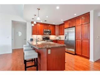 Photo #6: 4456808 Listing