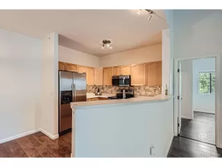 Photo #2: 4457180 Listing