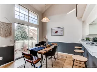 Photo #4: 4457693 Listing