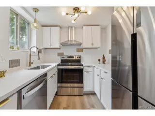 More Details about MLS # 4458019 : 8060 W 9TH AVE 112 LAKEWOOD CO 80214