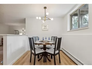 Photo #3: 4458019 Listing 