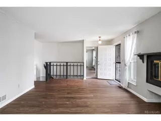 Photo #3: 4461214 Listing 