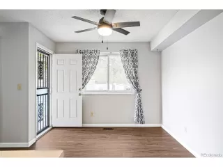 Photo #6: 4461214 Listing 