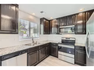 Photo #6: 4461362 Listing 