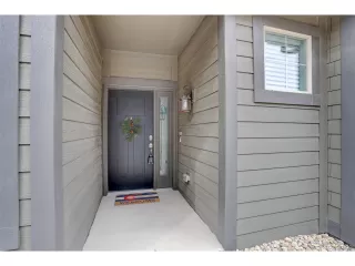 Photo #2: 4461754 Listing