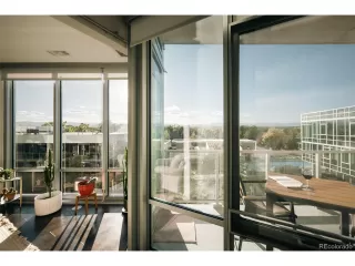 Photo #2: 4464598 Listing 