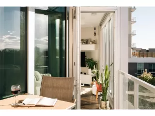 Photo #6: 4464598 Listing 