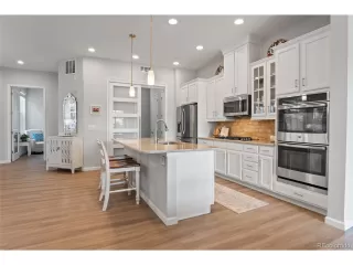 Photo #2: 4464705 Listing 