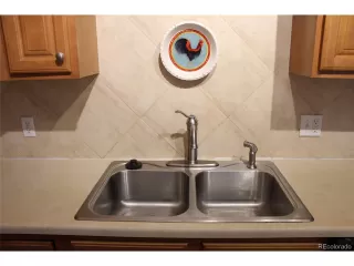 Photo #6: 4468531 Listing