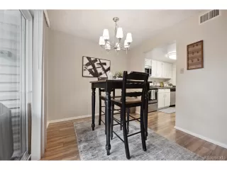 Photo #4: 4470394 Listing 