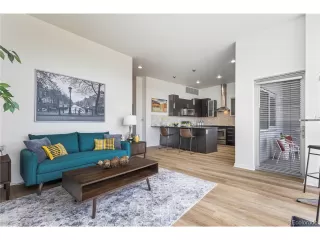 Photo #5: 4470600 Listing 